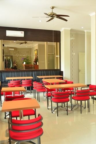 Chiaro Hotel Syariah 시도알조 외부 사진
